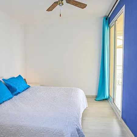 Litoral Costa Dorada - Coral Only Families *