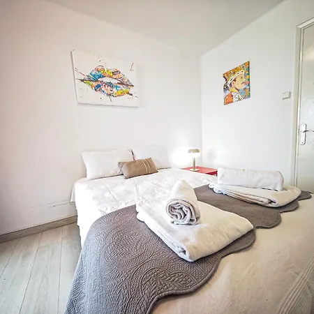 Litoral Costa Dorada - Coral Only Families *